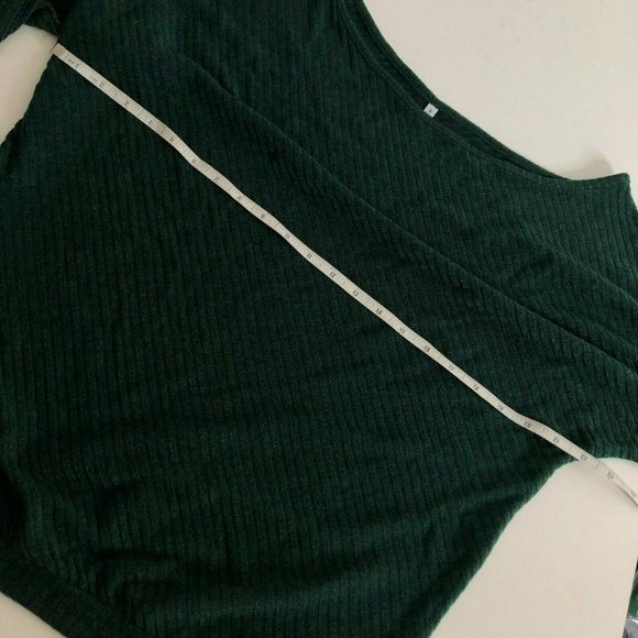 GOLDSTITCH Women's  Batwing Sleeve Loose Sweater - Picture 3 of 4